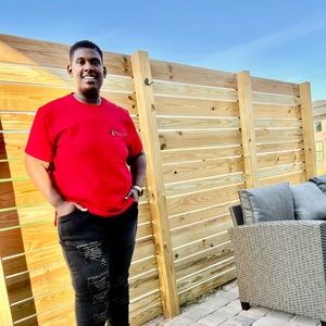 Meet your Posher, Larry